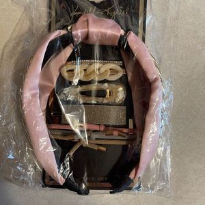 8 piece Kendall & Kylie Hair Set